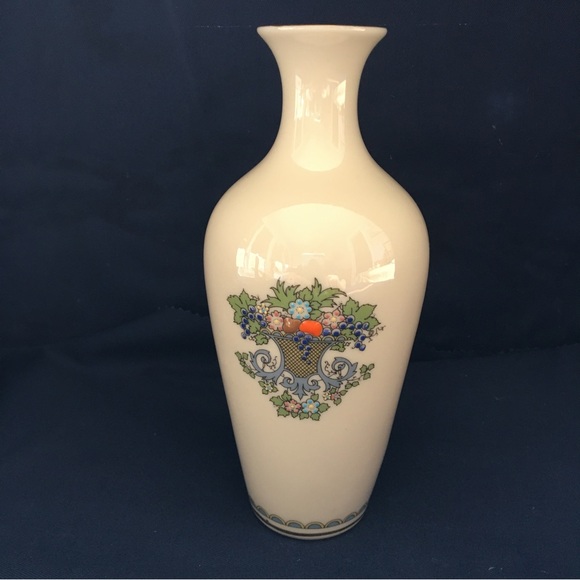 Lenox Accents Lenox Autumn Collection Bud Vase With Gold Trim On